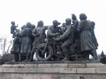 PametnikSavArmia017.jpg