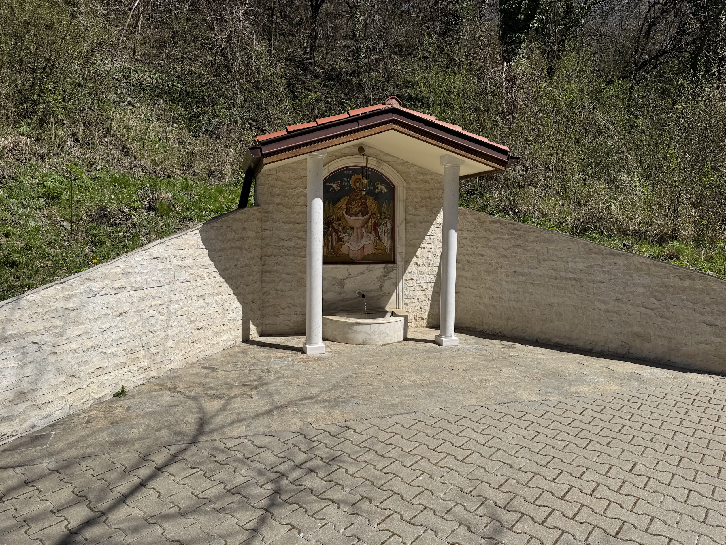 Аязмо Дивотински манастир